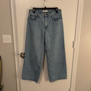 Abercrombie and Fitch Ultra loose low rise size 26 curve love short length